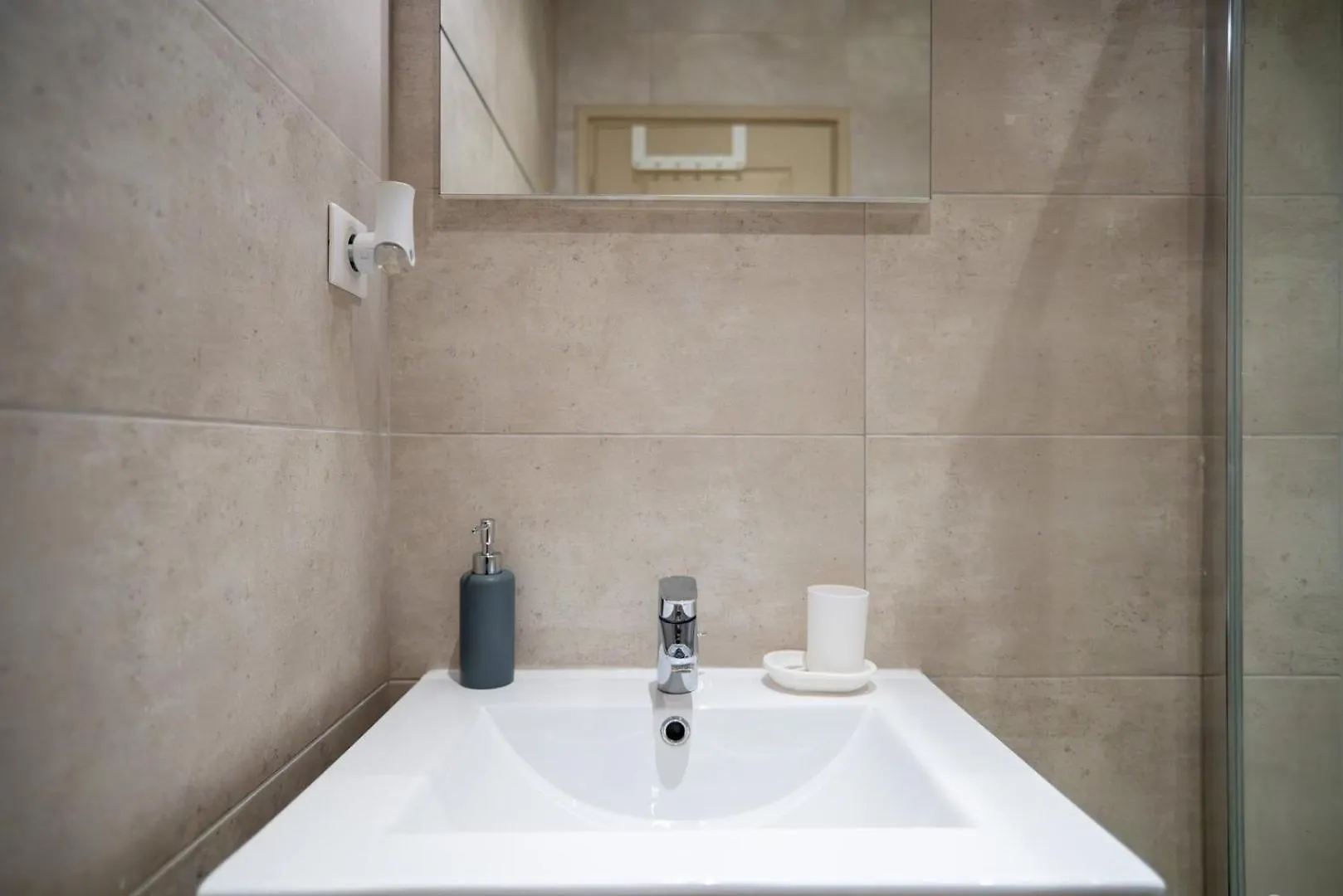 Guestready - A Peaceful Stay Near The Marina Nice 0*,  France