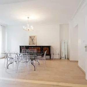  Apartment Big White